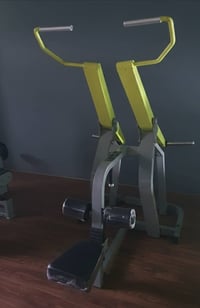 نادي اجنبي • معدات جديدة • تجهيز نوادي