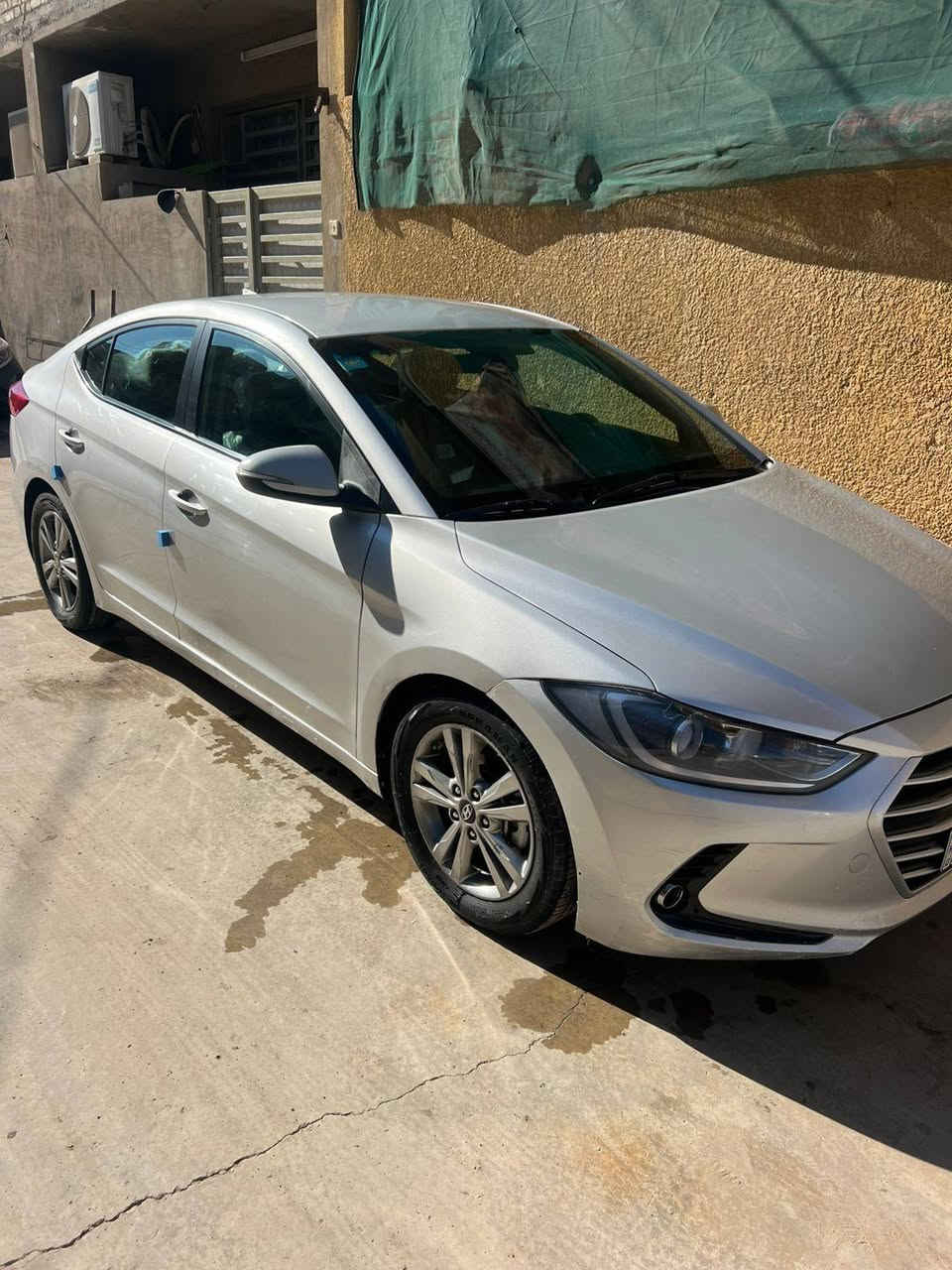 النتره 2017وارد امريكي حادث جاملغ وبنيدالسياره جديده جداً او جاهزه من كلشي مواصفات السياره نص فول رقم بغداد دولي بسمي مكينه 2000دوش ماشيه 75الف السعر 118اوبيها مجال العنوان بغداد الامين الثانيه رقم الهاتف***********
