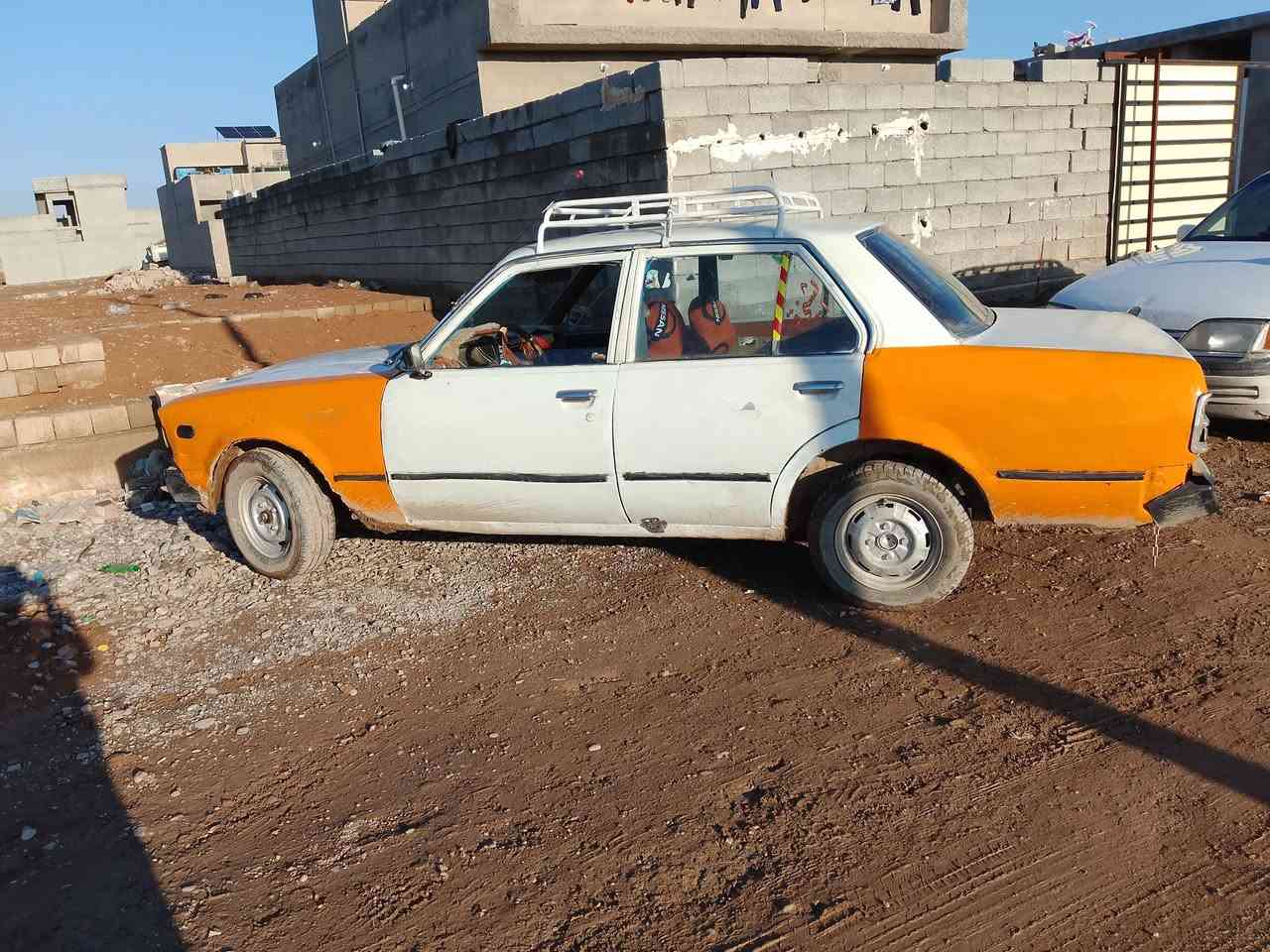 السلام عليكم كرونا موديل 80 رقم صدامي نينوى دفتر بانزين محرك وكير شرط باتري جديد تخم تاير نص عمر رقمهاا مميز شرط التحويل سعرها مليون وربع وبيها مجال 
***********
