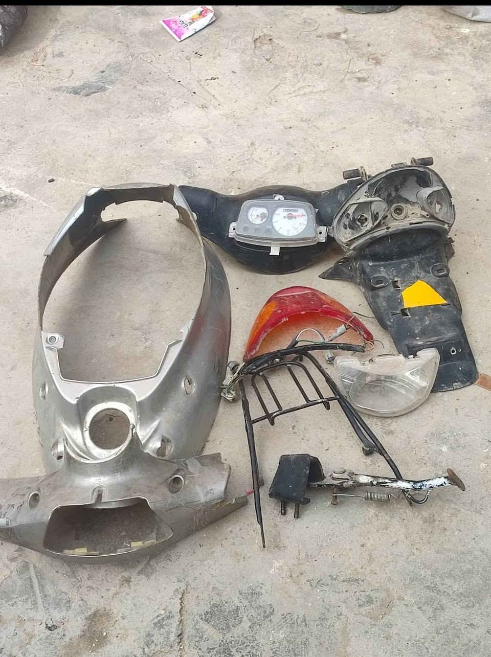 بيجي شغاله 
سعر 125 وبيه مجال


**إذا كنت صاحب هذا الإعلان وتريد حذفه لأي سبب، رجاءا أرسل رسالة إلى الدعم الفني**