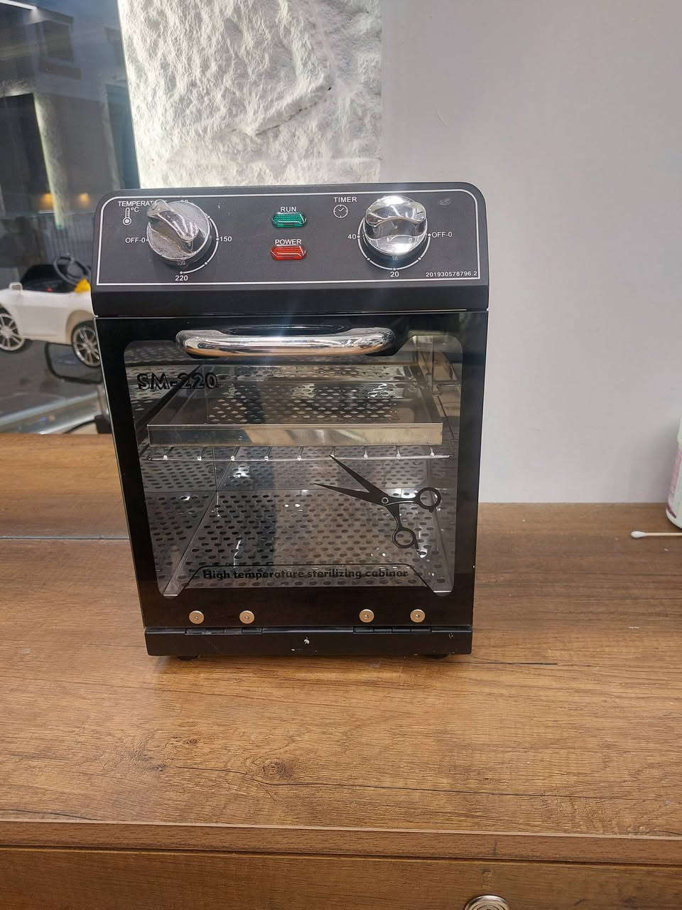 جهاز تعقيم أدوات حلاقه بسعر 90   الف بصره جزائر  ***********
