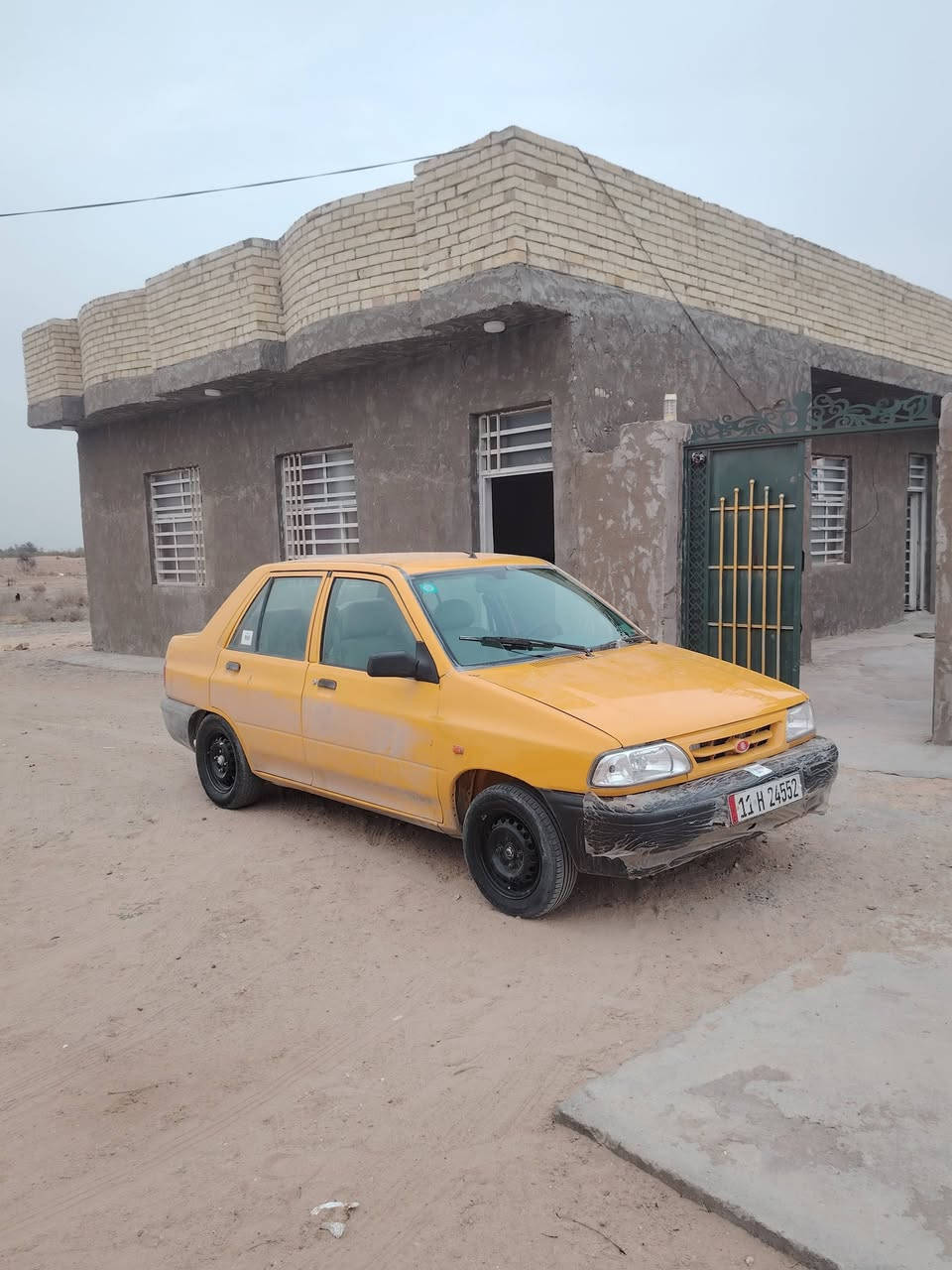 سايبه للبيع موديل 20بيها بجم والباقي كفاله سعر 40وبيها مجال رقم بغداد نكليزي بسمي مكان خان نص شراي يتصل ***********
