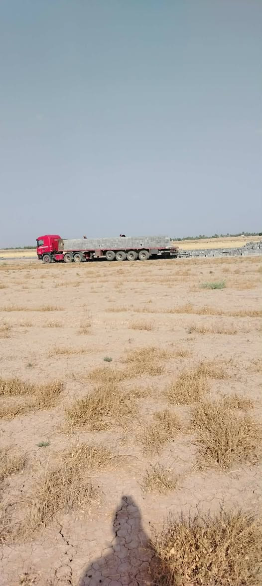السلام عليكم سياره اسكانيه للبيع 2003رقم كركوك جديد عربانه اوربيه ورها مربوطه اربع محاور سنويه جديده كير او  مكينه كواله بشرط الشراي يتصل ع رقم ***********
سامي حسين البياتي
