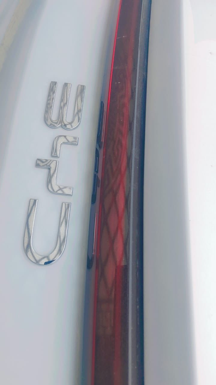 السلام عليكم...

سونك برو
 BYD SONG PRO 
 ابيض قمارة حديد 
13 كامرة / ابيض 
جلد . بصمة . مقاعد كهربائي 
صفر كيلو متر مرقم بغداد بأسمي 
قطعتين تبريد حساس امامي وخلفي لايت زينون بكلايت ليد 
اصطفاف ذاتي........
رادار جانبي  توقف ذاتي 
كروس سرعة 
مري قابله للطي 
مخارج يو اس بي
25200 مليون 
رقمه حلو بغداد/ اليرموك ٤شوارع الاتصال على الرقم***********
