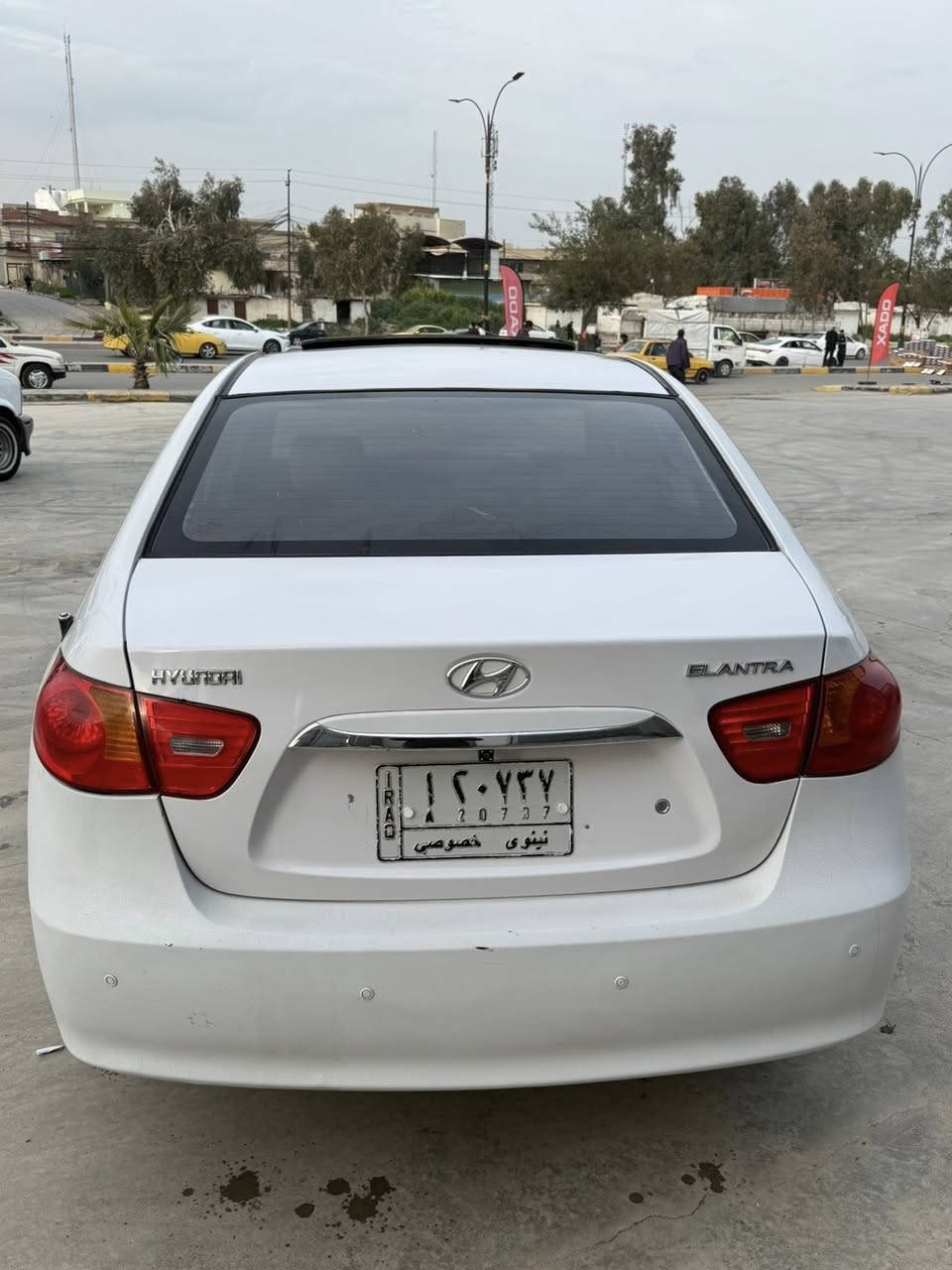 النترا ٢٠١١ فول موصفات محرك ١٦ دوش ماشية ١٧٠ حقيقي مكينة كير وضع شركة ما ملعوب بيها  بيها بابين مبدل اصلي وداير خلفي وجهة الخ بيها نص باب بجم حوض كلو كبس شرط تبريد ثلج سنوية جديدة عنوان موصل الايسر حي الزهور ***********. السعر ١١٢
