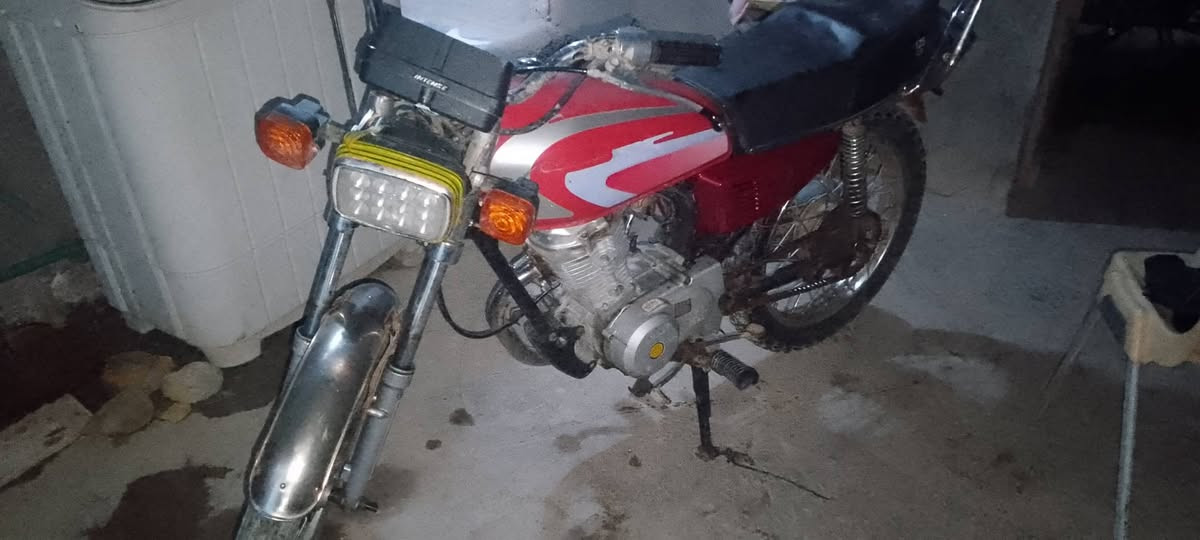 السلام عليكم للبيع اوراق  نامه موديل 2017///***********. سعر 350
