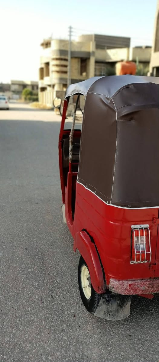 سلام عليكم تكتك البيع موديل 18 جاهزه تكتك حلوه ***********
