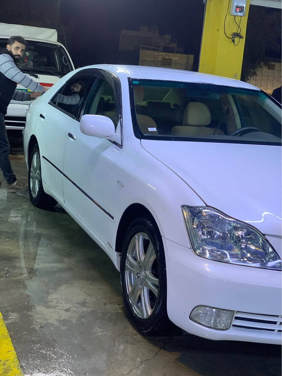 شاهینە 2005 ناوزەرد 180 بچوک بە بچوک براوە تازە داخڵ ناو زەرد دوو دوو دوگمە بەشەرتی گێڕو مەکینە بێ دوکەڵ 120هەزار ڕۆشتوە یەک پارچە بۆیاج ئەوروپا زینۆن بیلادی کامل عەشیای ناو سنوق دەعامی بۆ دەعامی بەشەرت کەڤەر گۆڕاو بەشەرت تایەکانی تازەن شوێن هەڵەبجەی تازە ژم***********  
نرخی  
47گەڵاو مەعامەلە یەکی برایانە دار بنديهكان, السليمانية
