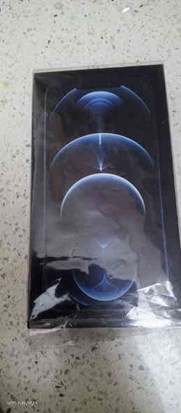 ايفون 12برو ماكس كلشي موضح بالصور السعر 500الف مكاني الدورة اتصال ع رقم ***********
