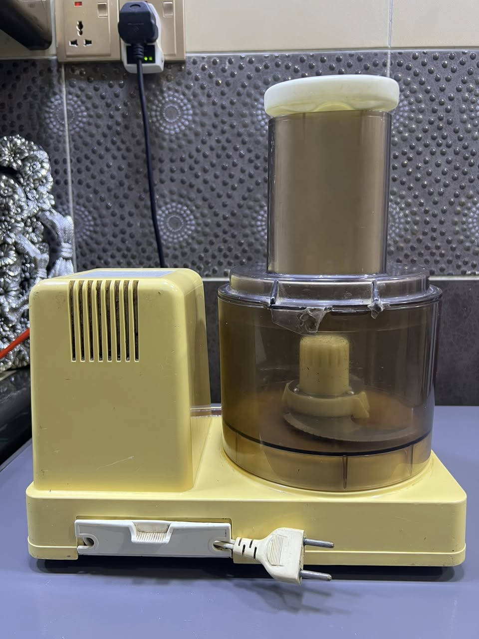 محضره طعام
سانيو يابانيه 
استيراد الاسواق المركزيه 
انتاج الثمانيات


**إذا كنت صاحب هذا الإعلان وتريد حذفه لأي سبب، رجاءا أرسل رسالة إلى الدعم الفني**