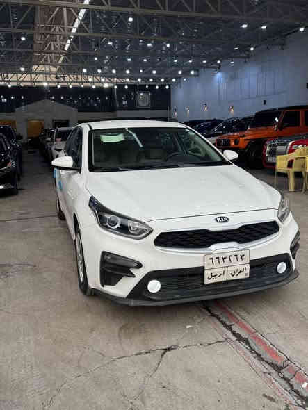 السلام عليكم.. مجرد ناشر اعلان لا تراسلني خابر صاحبها كبل..
سيراتو موديل ٢٠٢١ مكفوله تحويل وكاله تستلم صافي سعرها ١٥٩ ورقه مكانها بغداد رقم صاحبها *********** سامر
