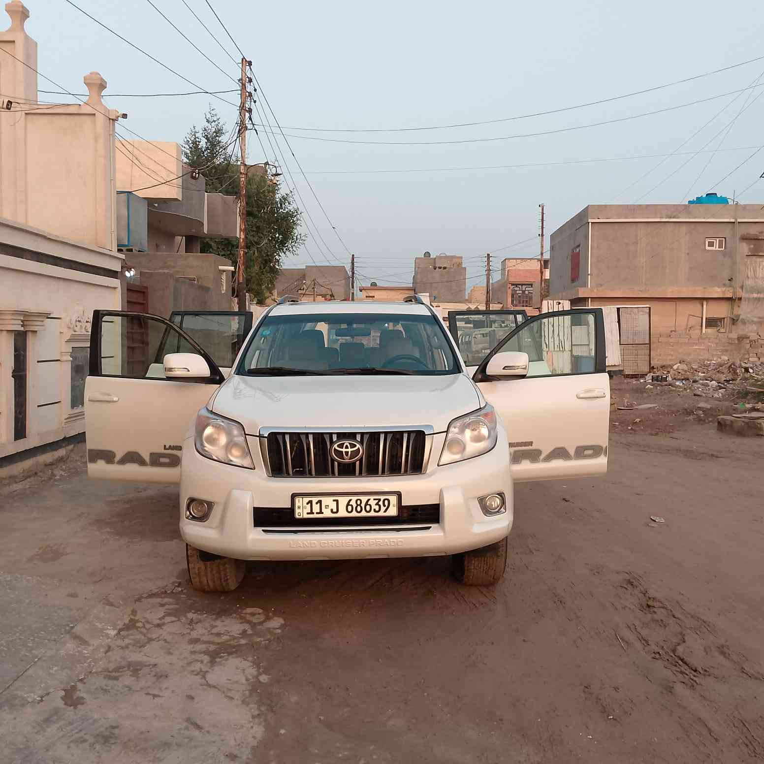 ‬‏سلام عليكم 
بردو خليجي 
فول موصافات 
موديل 11 
بيهة بارد قليل 
‏‪***********‬‏ مرسله الصفحة السعر خاص
