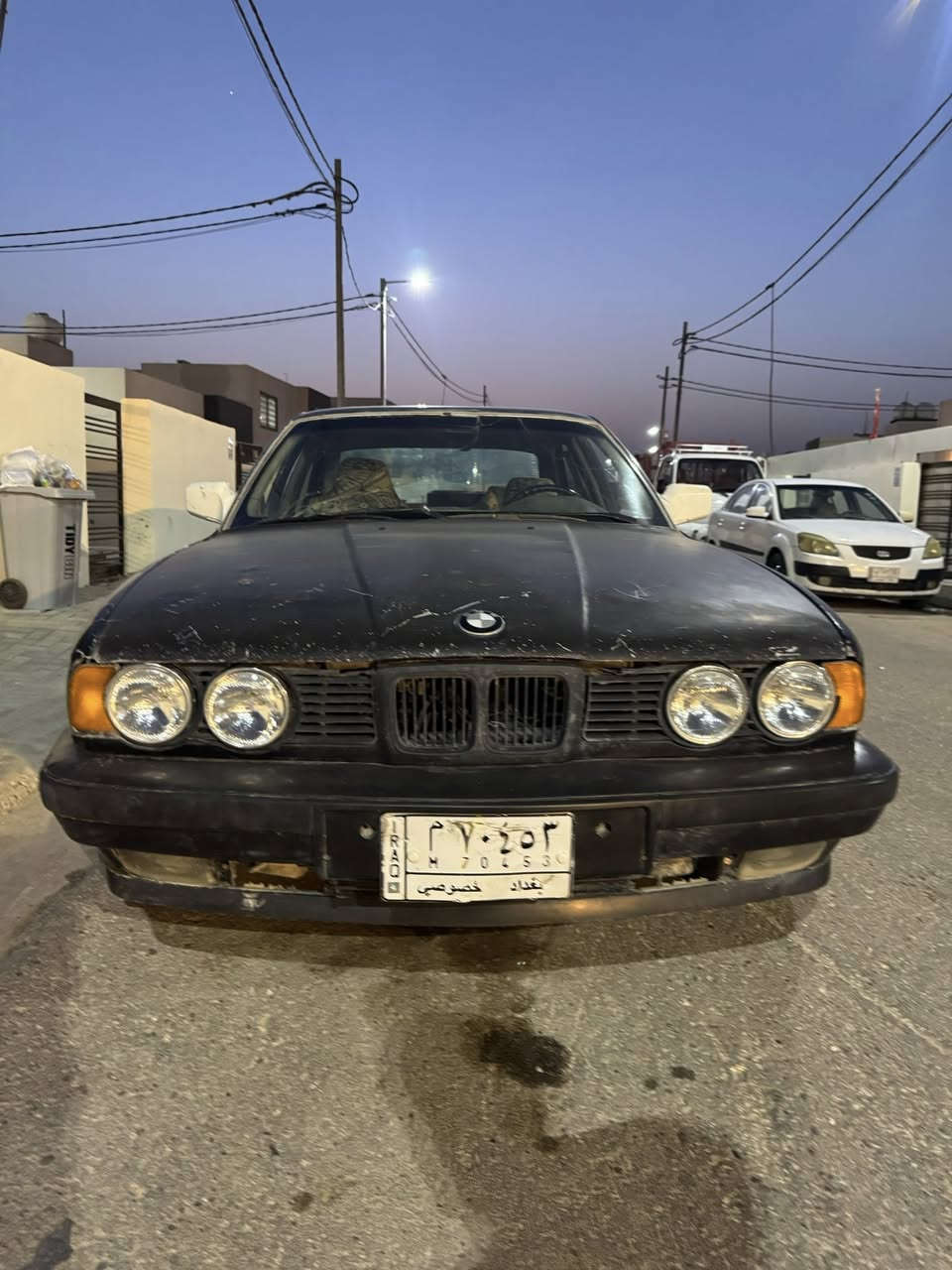 BMW
للبيع ب 22 ورقة 

دواخلها زينه كير و محرك زينات
محرك بلادي 520 

للتفاصيل الاتصال على الرقم 

***********
