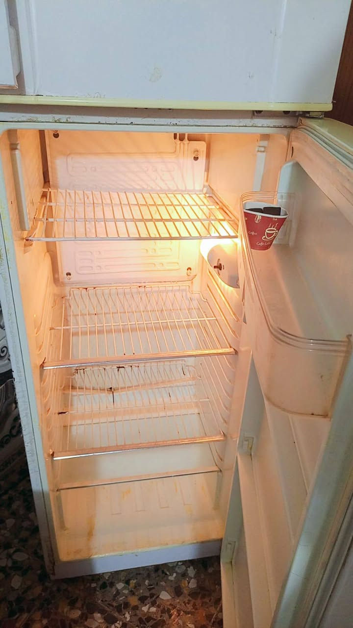 السلام عليكم  ثلاجه  البيع  السعر 160


**إذا كنت صاحب هذا الإعلان وتريد حذفه لأي سبب، رجاءا أرسل رسالة إلى الدعم الفني**