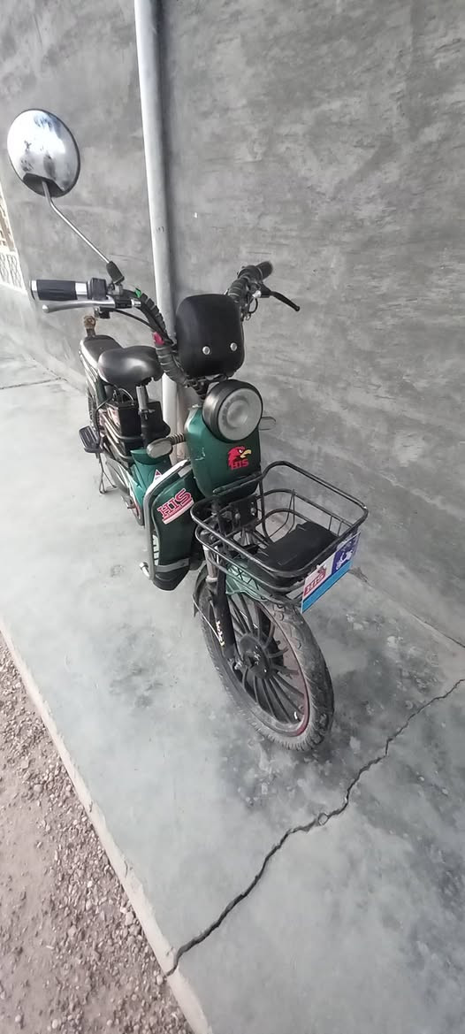 ماطور شحن للبيع شغال وكلشي مابي السعر ٣٠٠ 
تفاصيل أكثر اتصل على الرقم التالي ***********
