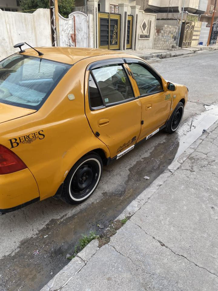 مديل 11 سنويه 28 مصفره كابون بانزين شرعي موصل بيها ضخه بجاملغ الورى وبيها معجون سياره حلوه وجاهزه ربع ماتصرف عليها سعرها 28 ورقه فقط ***********مكان السياره موصل ايسر
