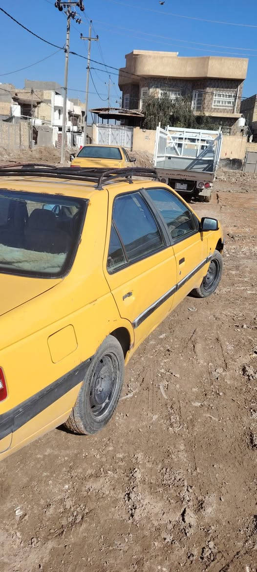 من بعد اذن الادمن المحترم للبيع بيجو موديل ١٦ رقم التلفون ***********
