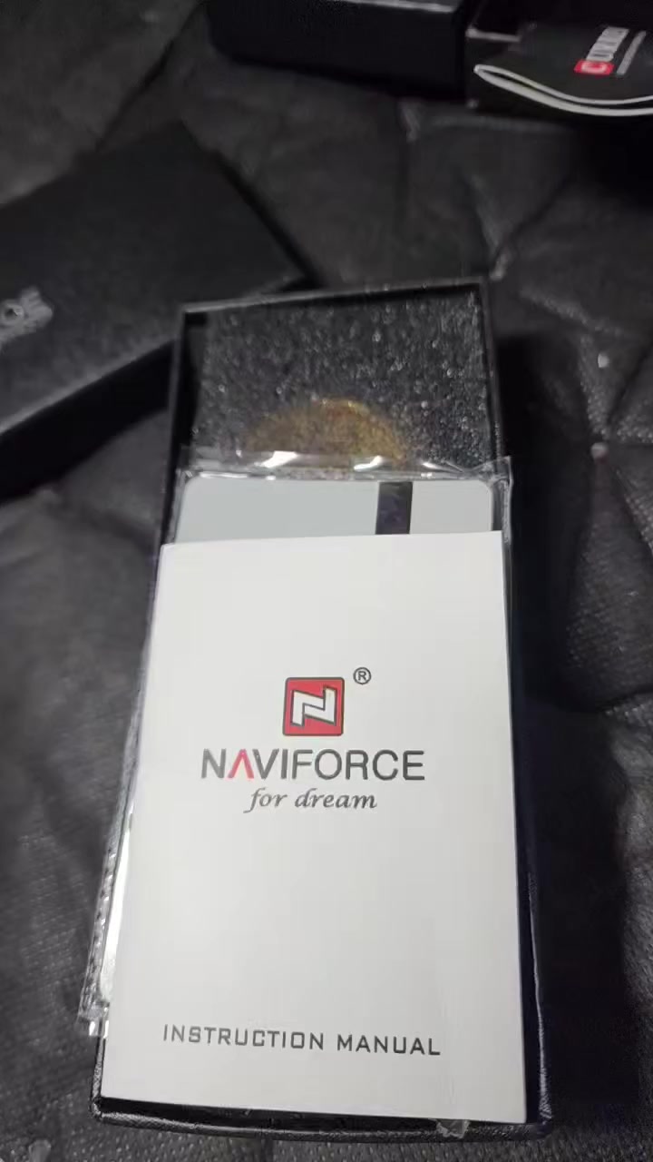 ساعات dhl القطعه ب٣٠ واذا كلهن على ٢٥ القطعه


**إذا كنت صاحب هذا الإعلان وتريد حذفه لأي سبب، رجاءا أرسل رسالة إلى الدعم الفني**