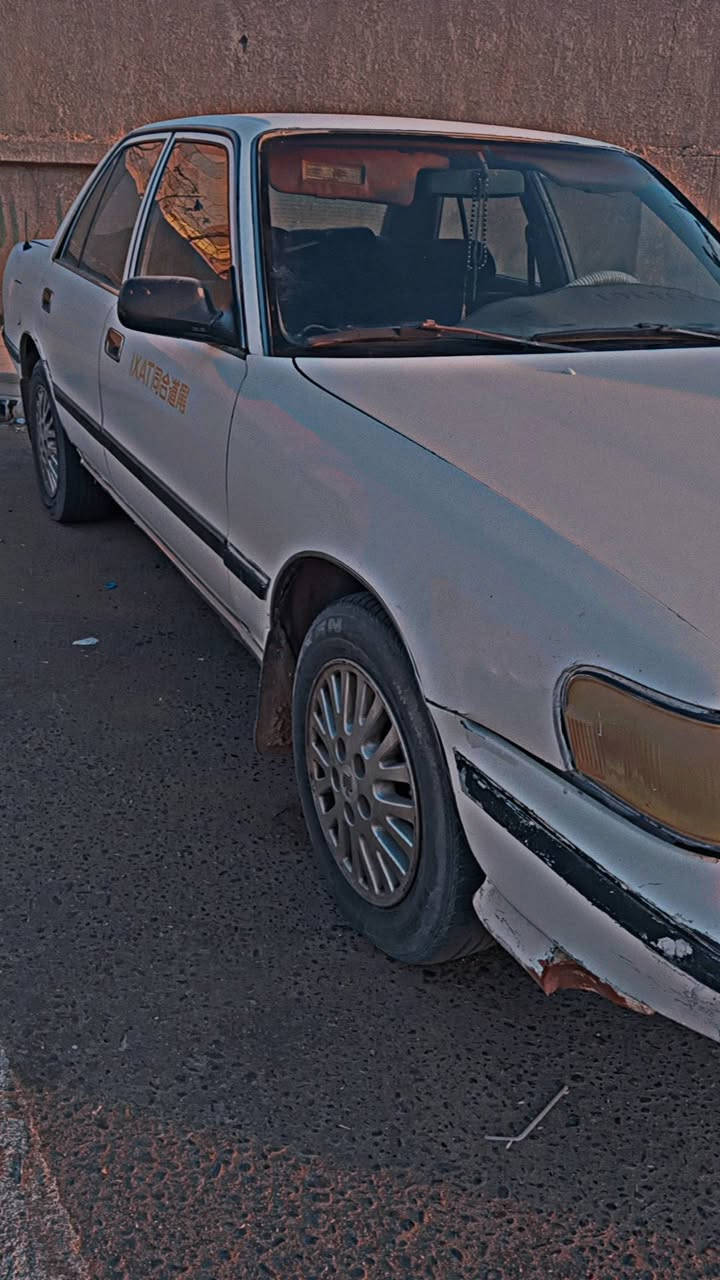 السلام عليكم كروسيدا موديل 1989 مكفوله من الاصوليات كله ولكص ونقل بسمي سعر 48 وبيه مجال بسمي عنواني البصره الجزيره  ***********
