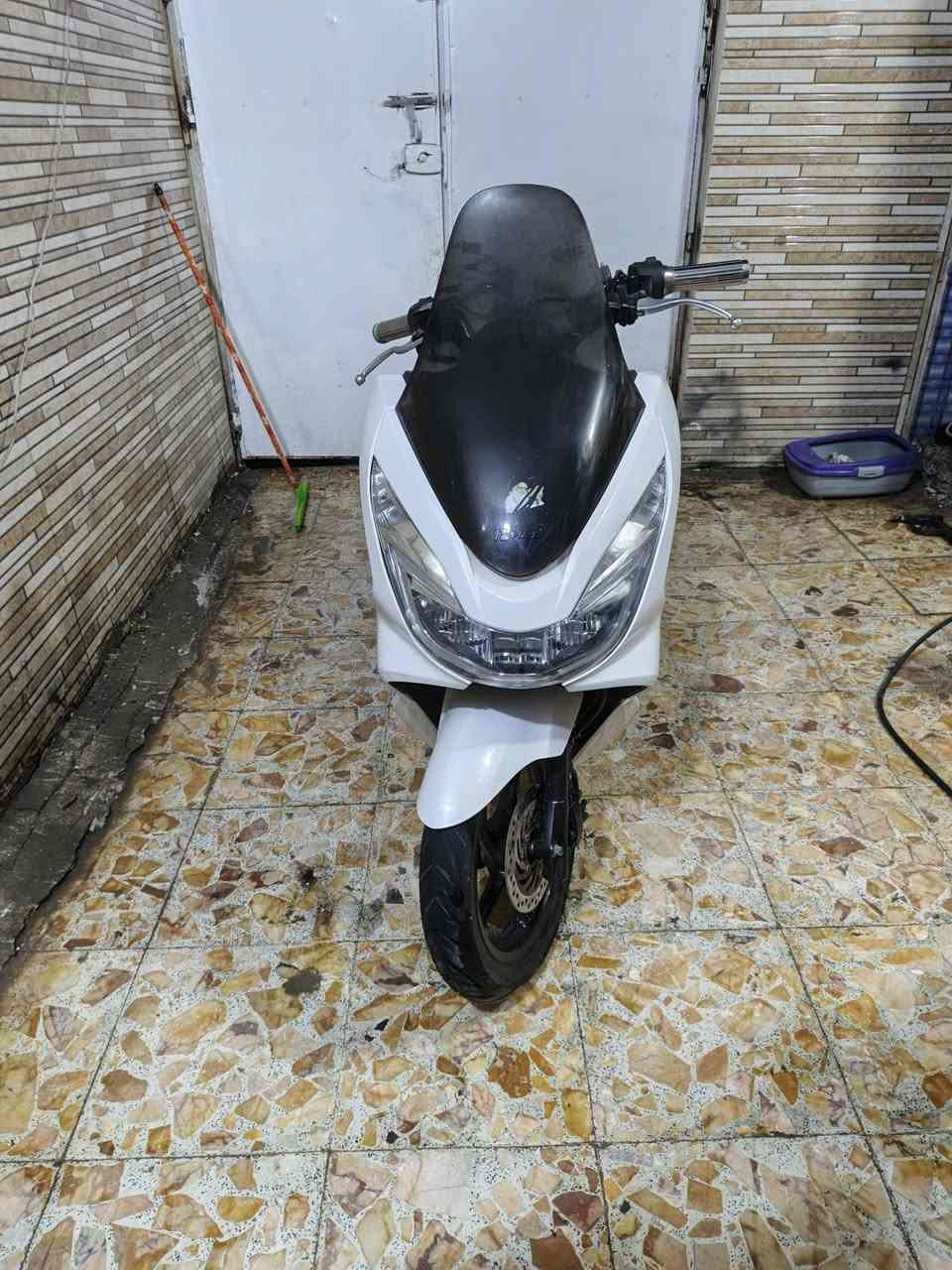 بي سي إكس جيل الثاني ياباني كفاله مكينه اكلجات كفرات مكفولات ماشية ٢٥الف السعر ١٣وبيه مجال ***********
