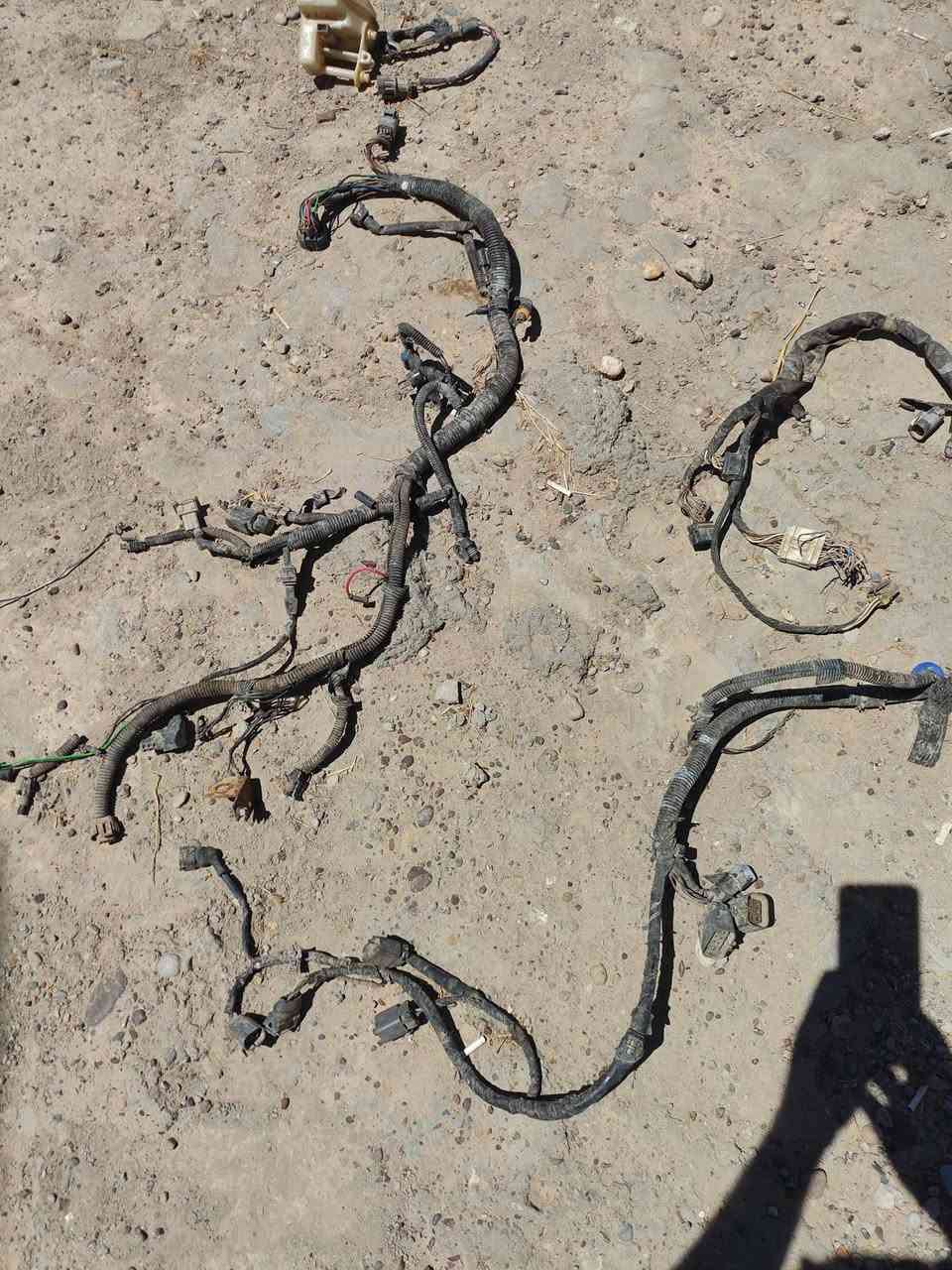 سلام عليكم غراض سني 91 كير مال كصه وسلف ومشطين وديلكو وضفيره واتربب وباور وهاي الغراض الباقيه كلهن 300الف 
رقم اتصال ***********
