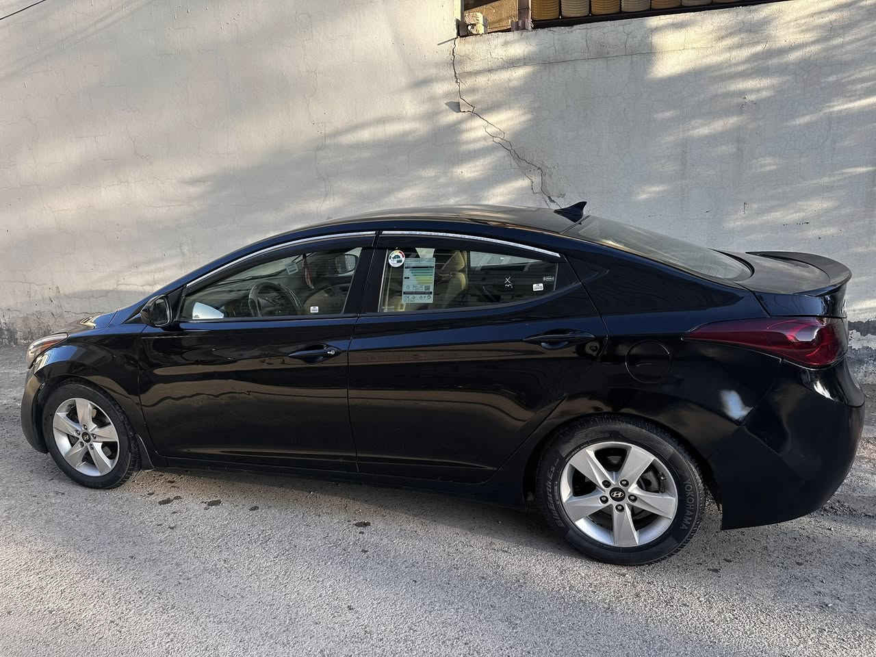 سلام عليكم .. النترا ٢٠١٣ امريكي محرك ١٨٠٠ دوش كير ومكينه مكفول هزه وسنويه جديد بأسمي تحويل ثاني يوم السونار مرفق بالمنشور سعرها ١٠٠ وبيها مجال قليل جداً (***********) مكاني ديالى بعقويه
