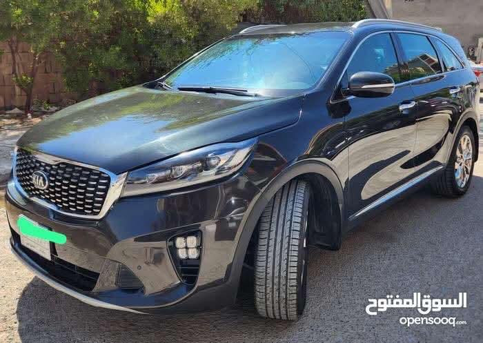سورنتو موديل 2020
خليجي رقم بغداد 
ماشية 91 الف
المواصفات
محرك 3500 - V6
كشنات كهرباء
3 وضعيات قيادة
تشغيل بصمة
بصمة ابواب
مري شفط
حساسات امامية
حساسات خلفية
كامرة  خلفية دوارة
3 قطع تبريد 
شاشة لمس 
ابل كار بلي
شحن واير ليس 
بردات خلفية
صندوك كهرباء
❗️ملاحضة سيارة بيهة كم رصعة قليلة بلباب الخلفي جهة اليمنة 
السعر 250 بيهة مجال للشراي
العنوان الاعلام
📞***********
