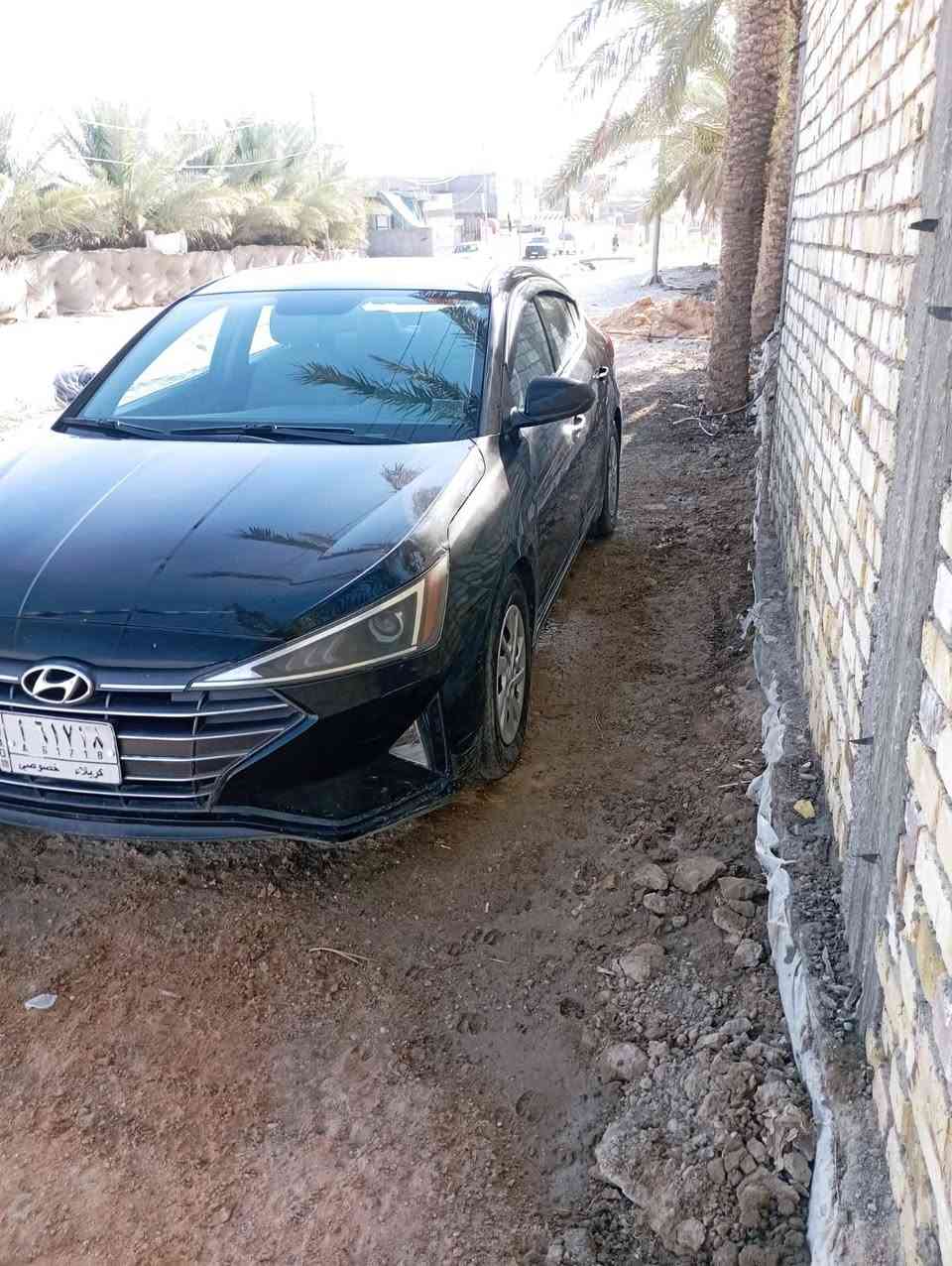 النترا 19 
باسمي
ماشيه 70
2000 دوش والكير اي
حادث باب سايق والجاملغ
120 مجال قليل
مكان حله 
تفاصيل اكثر اتصال***********
