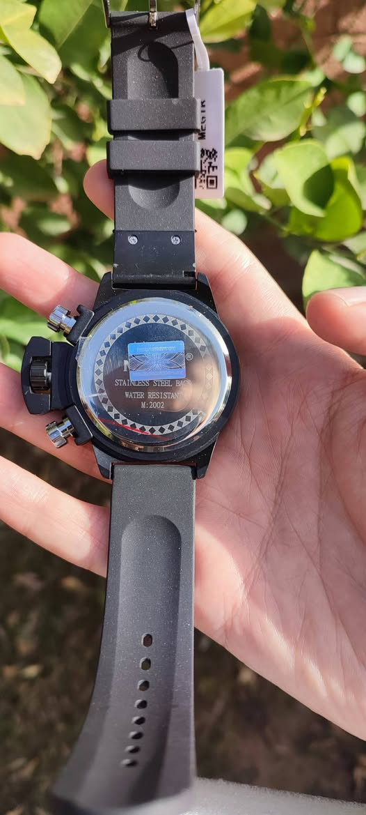 ساعة ميجر سناتر شغاله سير ربل اصلي على اول تم 35 ويه التوصيل


**إذا كنت صاحب هذا الإعلان وتريد حذفه لأي سبب، رجاءا أرسل رسالة إلى الدعم الفني**