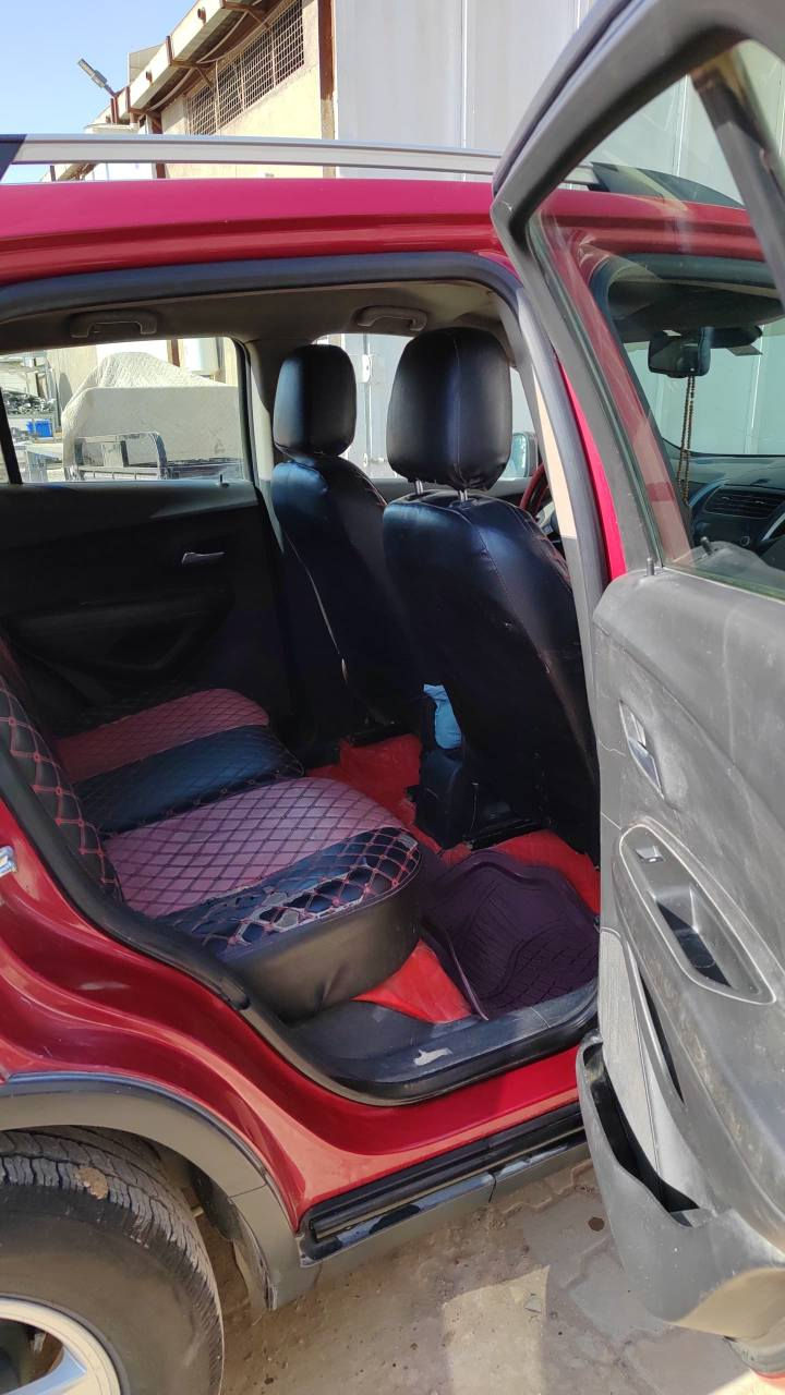 شوفرليت تراكس ضربة بنيد والجنة السعر ٩٥ورقة
*********** النجف, العراق
