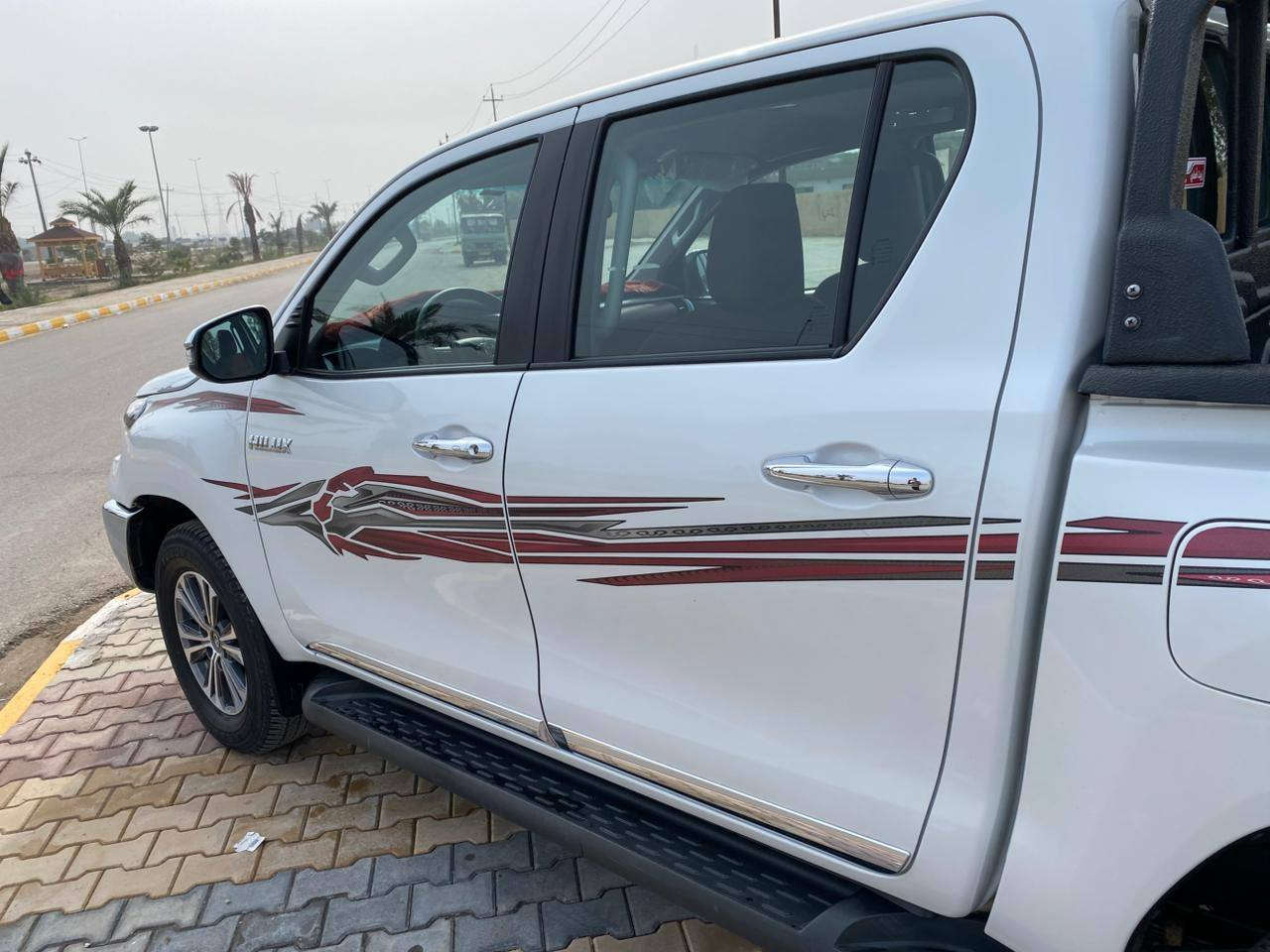 فورويل 2024 سعودي اصلي فول مواصفات
 حساسات كامله بصمة تشغيل بصمة أبواب تحكم ستيرن
شاشه كبيره تبريد قطعتين تبريد كشنات
 ماشيه 45 ألف 
رقم واسط دولي تحويل ثاني يوم وكفالة عامة
السعر 350 ورقه وبيها مجال
مكانها واسط قضاء الحي
***********
