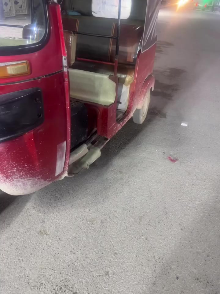 سلام عليكم تكتك البيع 18شهر 2وراق كبس تكفل سرقه وعشائر مكاني نهروان ***********
