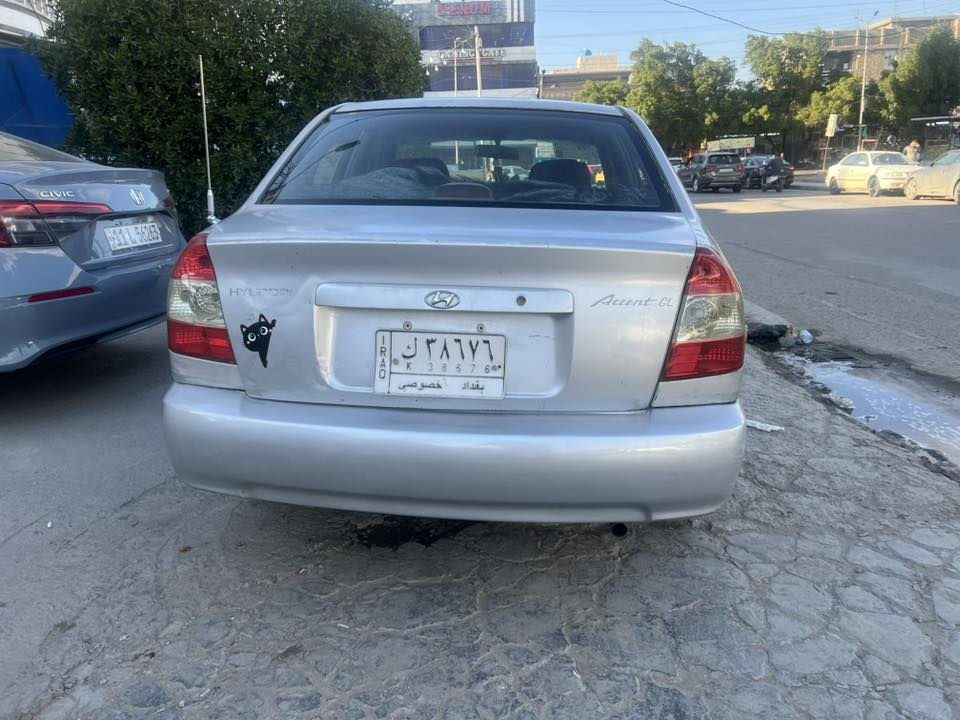 السلام عليكم اكسنت موديل ٢٠٠١ للبيع او امراوس السياره مكفوله من الضربه والصبغ ماعدا هلال الجاملغ الخلفي كير ومكينه مكفولات صدر حلو كهربائيات كلها شغاله مكان بغداد الحريه للاتصال ***********
