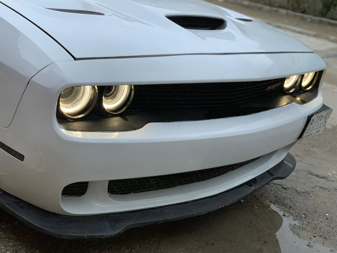 سلام عليكم عارض تشالنجر للبيع 2019 SXT
محرك 3600 V6

بصمة شاشة كبيرة تبريد قطعتين 

سيارة حلوة نضيفة 

حادثها جاملغين صبغ و بنيد صبغ 

سيارة سعر بلاش 165 وبيها مجال بيع او مراوس 

رقم الهاتف ***********

مكاني حي العامل بغداد
