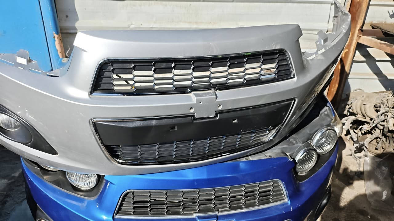 السلام عليكم ورحمه الله وبركاته توفرت غراض سونك كروز كلشي يخص السونك موجود حداديه تنكجيه تراكس سبارك نشرف بالجميع العنوان بابل الحله حي الصناعي مقابل كراج البلديه محل علاء السلطاني للاتصال ***********/ ***********
