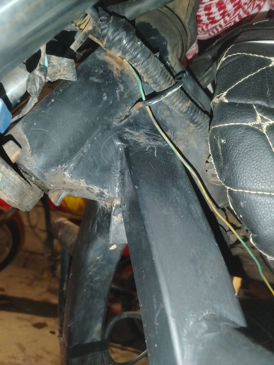 السلام عليكم ستوته للبيع موديل 16 محرك 24 السعر مليون وبيها مجال للطيبين الشر يخابرنا اياالرقم***********
