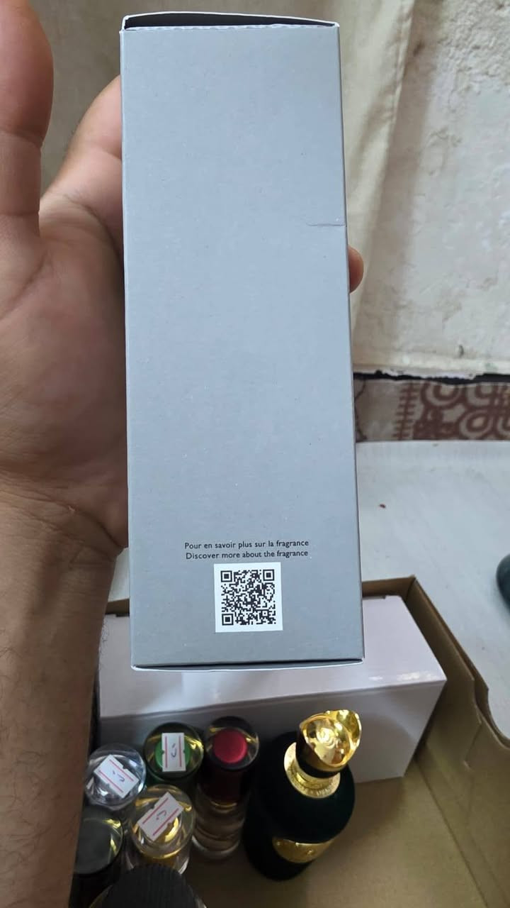 #مزايدة
عطر 
LE SEL D'ISSEY
باليرضي الله


**إذا كنت صاحب هذا الإعلان وتريد حذفه لأي سبب، رجاءا أرسل رسالة إلى الدعم الفني**
