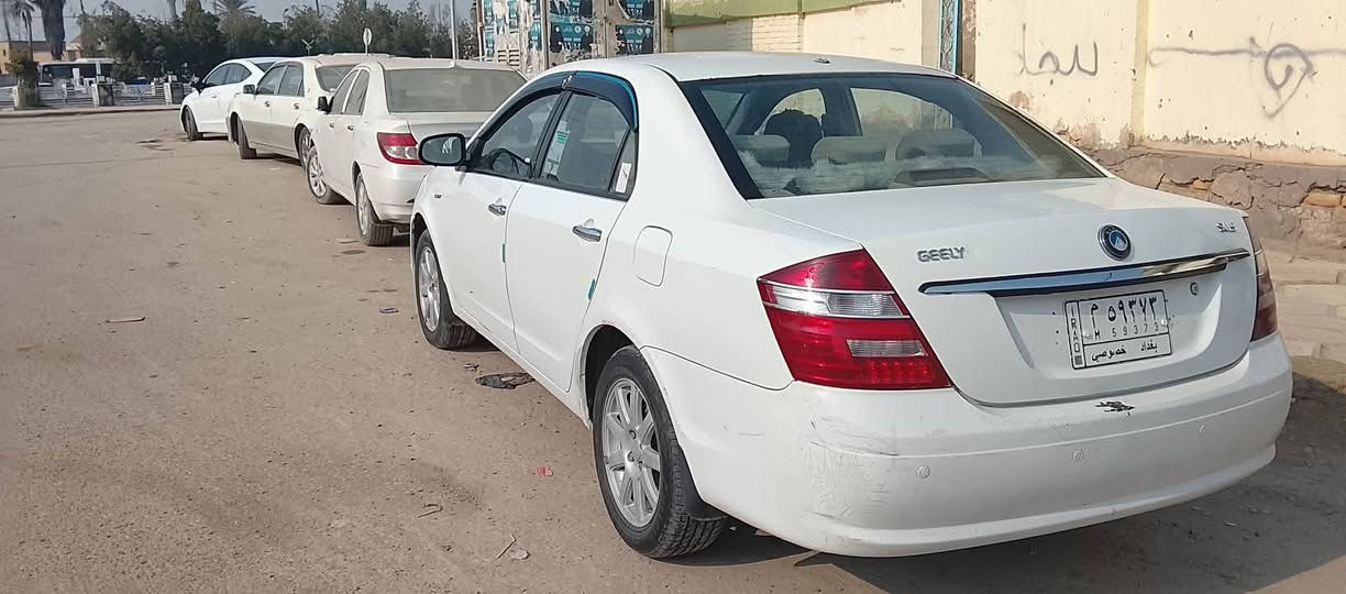 سيارة جيلي موبل 2013
رقم بغداد

مكفولة من الصبغ والضربة والتبديل سيارة ع وضع الشركة كلش حلوة سنويتها 2028
مداور ثاني يوم
حدادية تخم تاير جديد تبريد تدفئة شاشه الكهربائيات كلها شغالة
الشراي يتصل ع الرقم ***********
