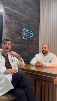 بعد ١٥ يوم بس من زراعة الشعر مرحلة التقشير  تخلص ☑️ والفروة تبدي تتنفس...