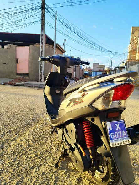 السلام عليكم ماكس عدله للبيع كفاله عامه ملاح كفرات مختم داخل وخارج ويه المكينه شلعه شك الكاع معدل شرط 120 السعر 850 وبيه مجال المكان كربلاء حي العامل الرقم ***********
