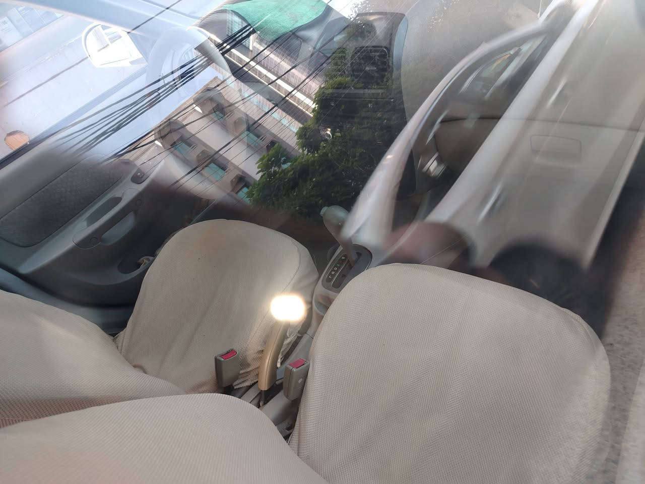يالله السلام عليكم هونداي فيرنا رقم انكليزي بغداد باسمي جاهزه على آخر حبايه وجديده كير مكينه جدد تبريد شلج بيه صبغ مكانات أثر تكشير مكفوله من الضربه والتبديل موديل ١٢ اوتماتيك صدر أمامي خلفي جديد تخم تاير ترايه شرط وين متريد السعر ٧٣ وبي مجال حك الجيه اتصال *********** أو *********** مكان بغداد التاجي ابو عضام سونار موجود بالمنشور اعرف التفاصيل خابرني ترهم مراوس حسب القناعه سياره ماشية ٧٤ حقيقي
