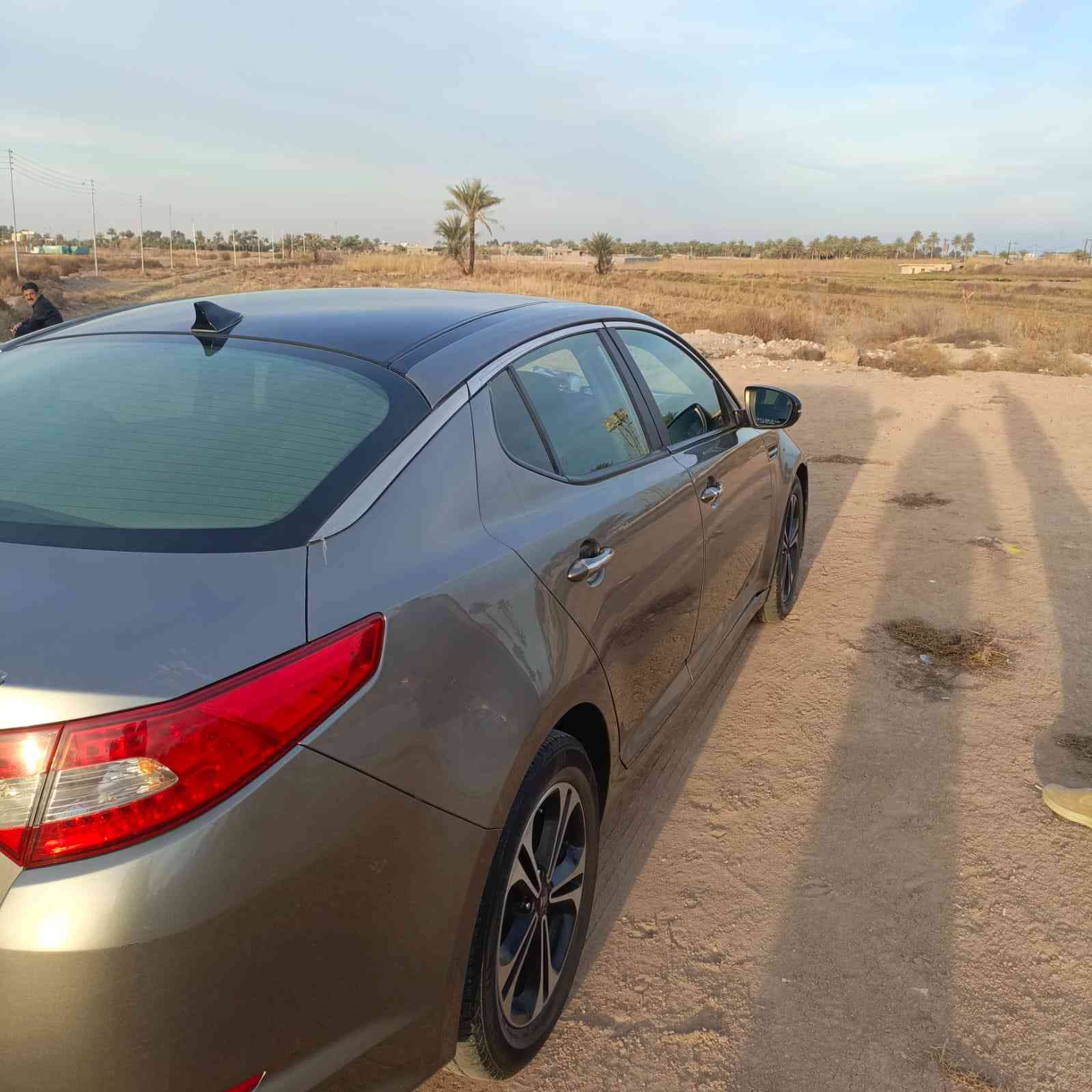 للبيع اوبتما 2013 امريكي
محرك 2000 سوبر جديد

وكير جديد

ماشيه 170 الف فقط 

فول مواصفات ضررها مذكور بالسونار

رقم بغداد بسمي 
السعر 125 ورقه وبيه مجال
رقم الهاتف ‭٠٧٨٧ ٢١٩ ٦٣٣٣‬

مكلف بالنشر غير متواجد على الفيس
