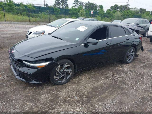 السلام عليكم النترا ٢٤ فووول ما عدا الجلد ماشيه تقريبآ ١٩الف حادثها كدامك رقم بغداد اللاستفسار الاتصال على الرقم*********** 
***********
