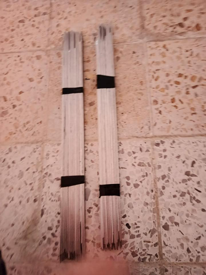 ١-شواية كص
٢-شواية كباب مع شياش كباب عدد٥٠
 ٣-مثرامة لحم اصلية 
٤-عربانة حب وشامية
 ٥- عربانه لبلبي  بركر 
 غراض مستعملة بغداد  شلعة كلهن ٣٥٠ الف قفل 
وات ساب '***********
