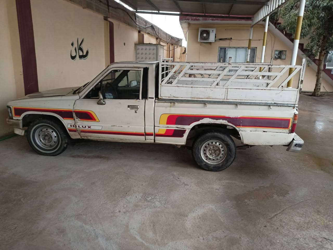 السلام عليكم
بيكم موديل 1988 مكينه كير شرط
رقم ألماني بسم صاحبها تحويل ثاني يوم 
الاتصال على الرقم لمزيد من التفاصيل
***********
