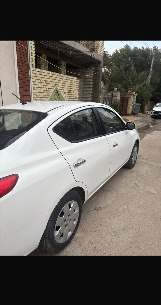 سلام وعليكم نيسان صني مصري 2023المكان بغداد ماشية 75000 السعر 120$رقم التلفون ***********
