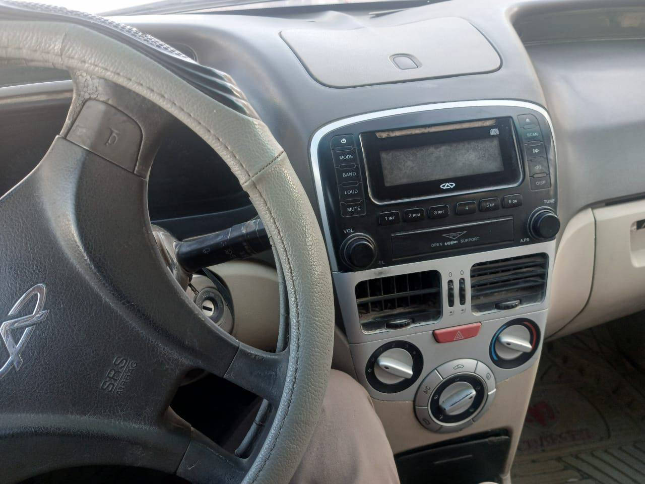 سلام عليكم شيري فلاوين للبيع  موديل 2011 رقم نجف راعيها موجود السعر ب16 وبيها مجال مامتواجد فيس رقمي ***********
