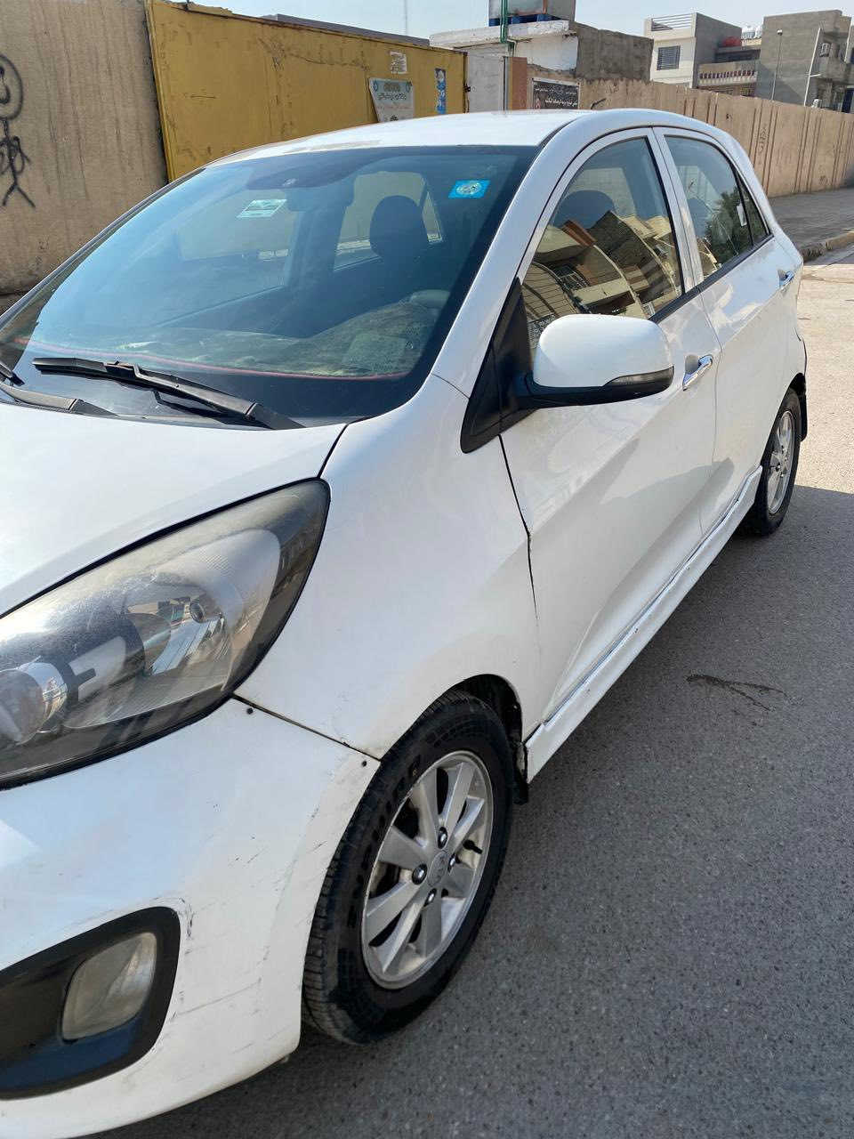 كيا بيكانتو 2013
رقم بغداد انكليزي 
بيه كازكيت وسونار موجود بالمنشور 
السعر (70$) وبيه مجال 
مكان بغداد جميله 
الرقم ***********
