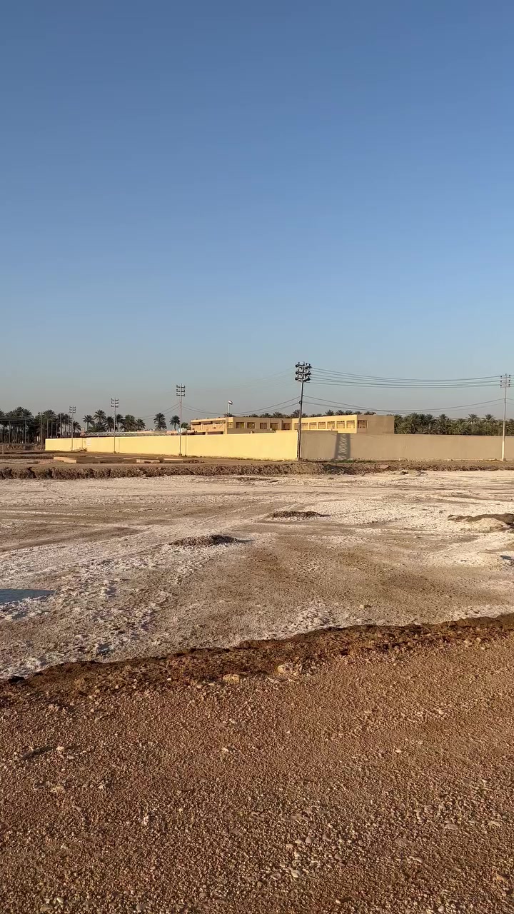 سلام عليكم قطعة البيع في الجمجمة الجنوبي 100متر قريبة ع المدرسة ***********
