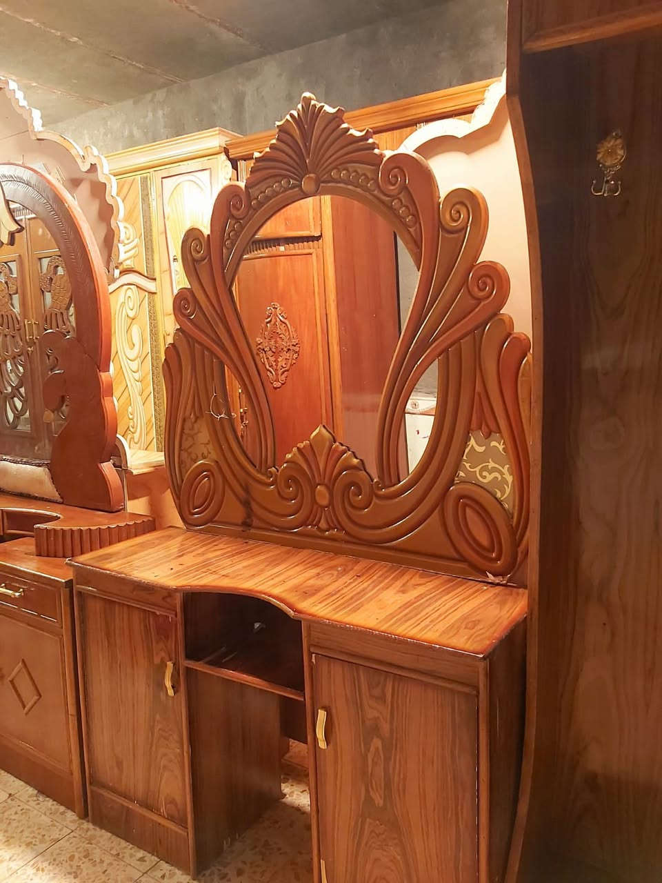 غرفه ام6 قاطين صاج وجهين نضافه ٩٠% سعر مناسب ٥٥٠ الف فقط بيع مستعجل الشراي يخابرني *********** العنوان ميسان حي الشهداء
